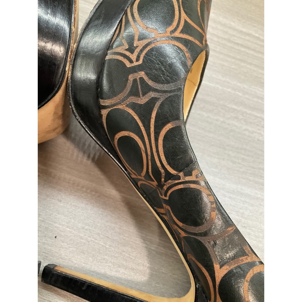 COACH BASIL BLACK AND WHISKEY LOGO HEELS - Picture 7 of 15